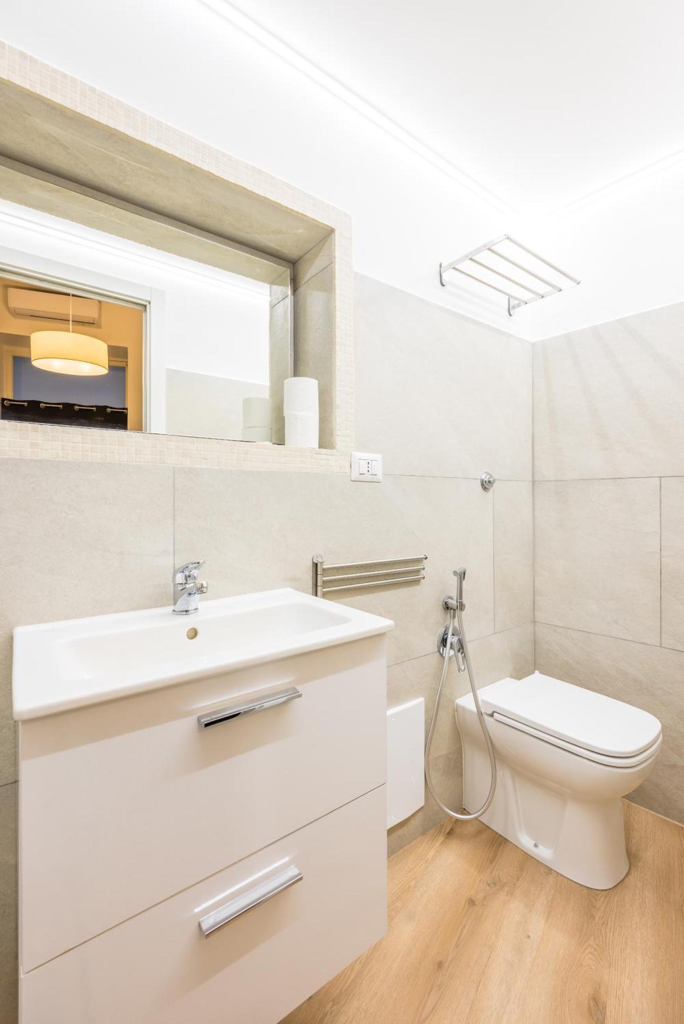Lioy 25 By Napoliapartments Εξωτερικό φωτογραφία