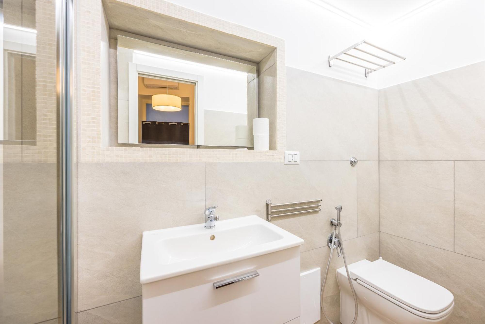 Lioy 25 By Napoliapartments Εξωτερικό φωτογραφία